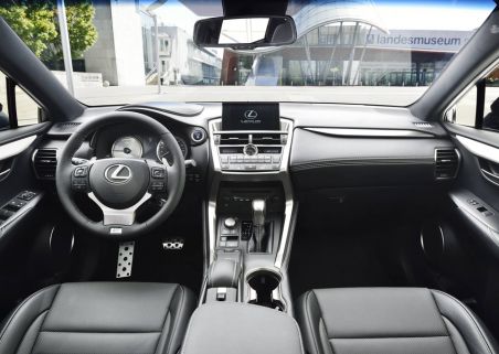 Photo 2 de CMM AUTOMOBILES (groupe CFAO) LEXUS