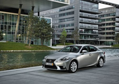 Photo 8 de CMM AUTOMOBILES (groupe CFAO) LEXUS